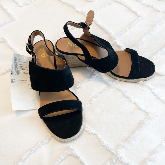 Brand new classy wedge sandals - Picture 1 of 4